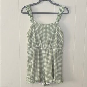 Altar'd State Cute Light Green Riffled Gingham Tank Romper Size Large